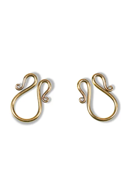 Wikinger Ketten-Hacken Omega Askr aus Messing in Golden Frontansicht