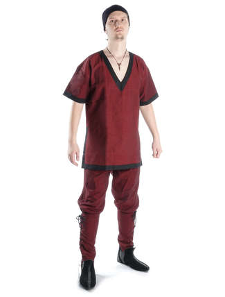 Römer Tunika Gunther in Rot Frontansicht