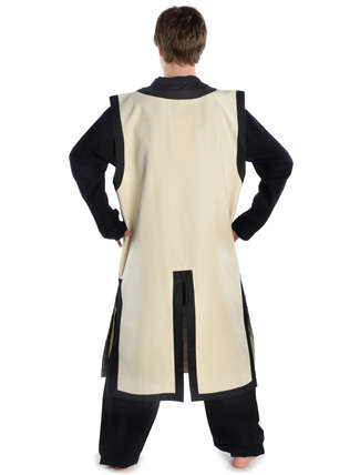 Deutschritter Waffenrock Hornbil in Beige-Schwarz Rückansicht