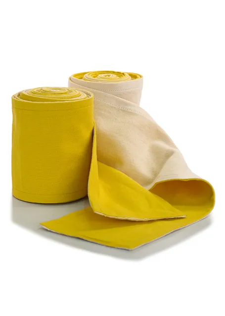 Mittelalter Wadenwickel Balder Set mit Fibeln in Gelb Detailansicht 4