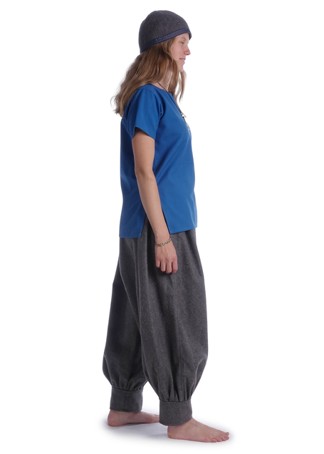 Wikinger Hose Eydis in Grau Seitenansicht