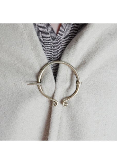 Wikinger Umhang Hakon in Beige Detailansicht