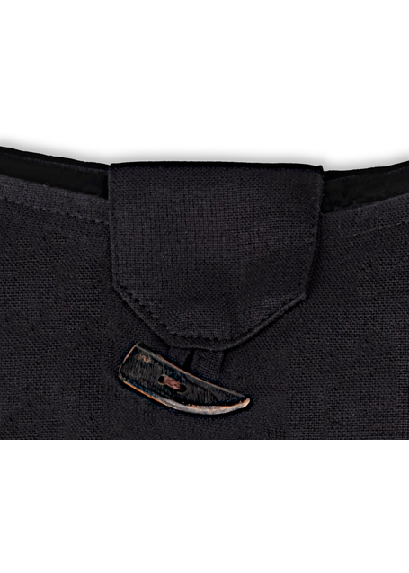 Mittelalter Tasche Ake in Schwarz Detailansicht
