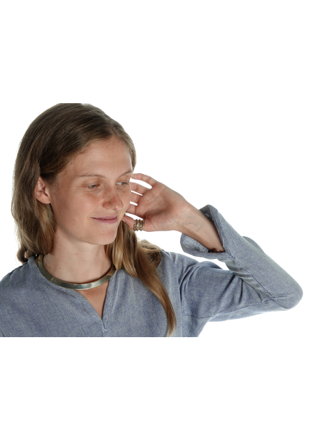 Wikinger Halsring (Torque) Briseis aus Weißmetall in Frontansicht 10