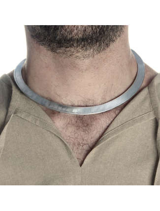 Wikinger Halsring (Torque) Briseis aus Weißmetall in  Frontansicht 8
