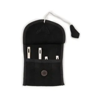 Wikinger Nadelbinden Stricknadel Set mit Tasche Ragnhild aus Horn in Schwarz Frontansicht 3